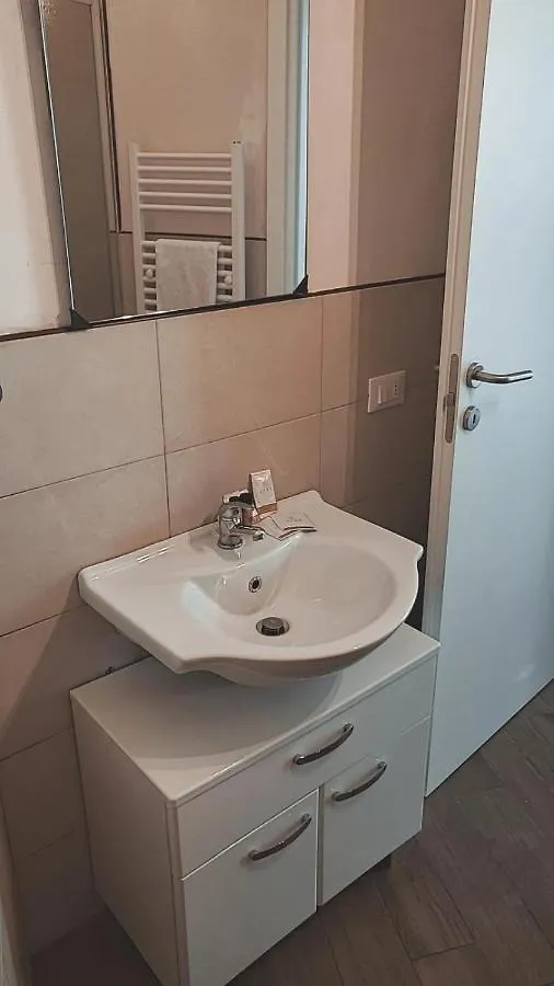 ᗰiki ᕼouտᗴ 2 Apartamento Florencia
